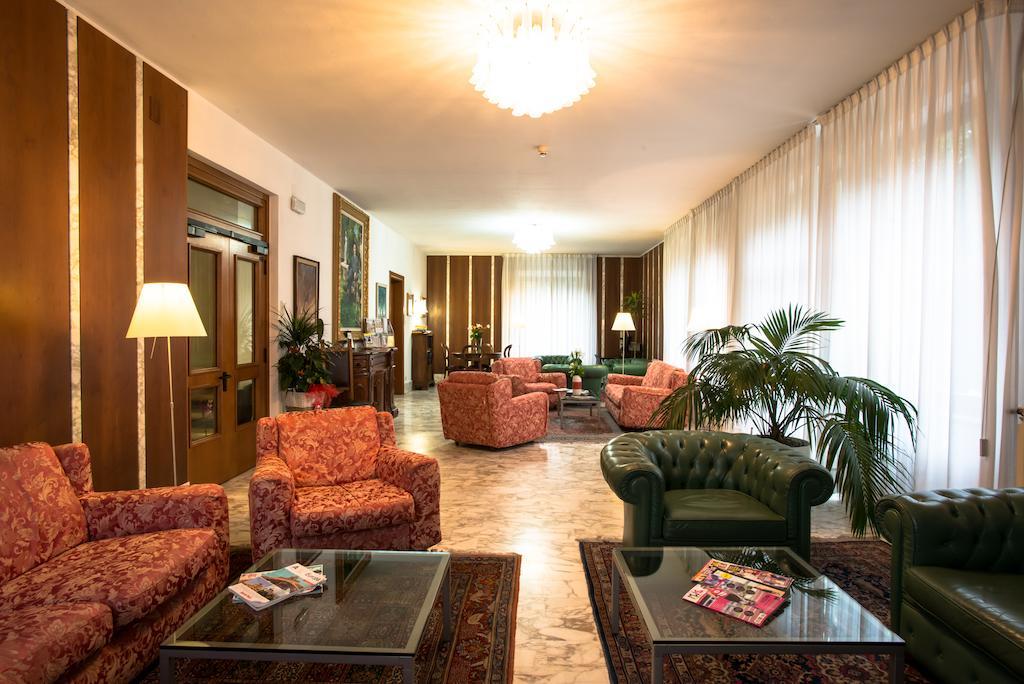 Hotel Roma Pisa Exterior foto